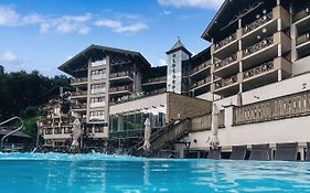 Hotel Alpine Palace